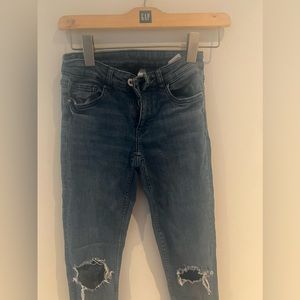 Womens H&M DIVIDED SKINNY JEANS SIZE 4 (c)